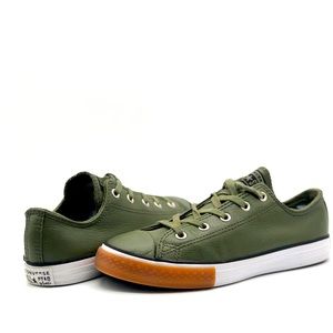 Converse Chuck Taylor All Star Leather Ox Sneakers